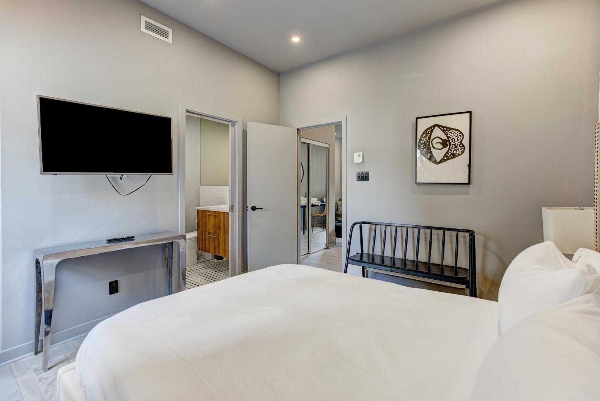 Stanley Court Apartments By Simplissimmo มอนทรีอัล ภายนอก รูปภาพ